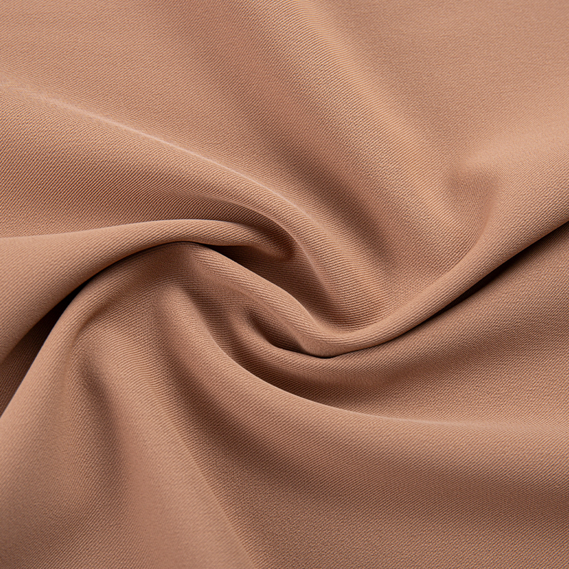 DS347 220GSM Marrone chiaro Filamento opaco altamente elastico antirughe delicato sulla pelle 3/1 tessuto elasticizzato in poliestere spandex a 4 vie