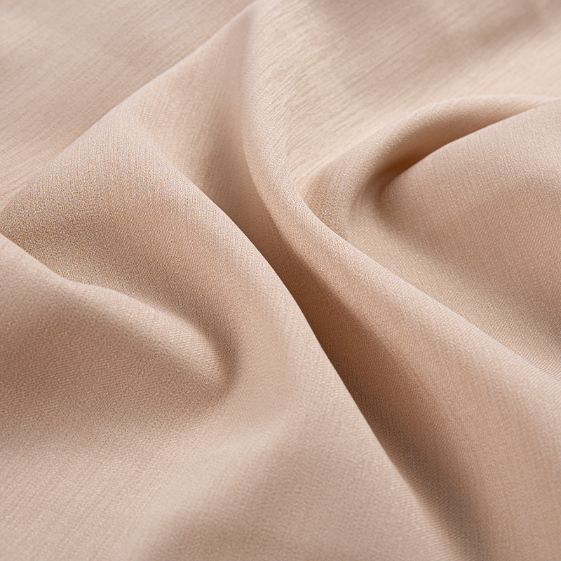 DS586 Tessuto Doris 3/1 twill poliestere rosa chiaro liscio e traspirante